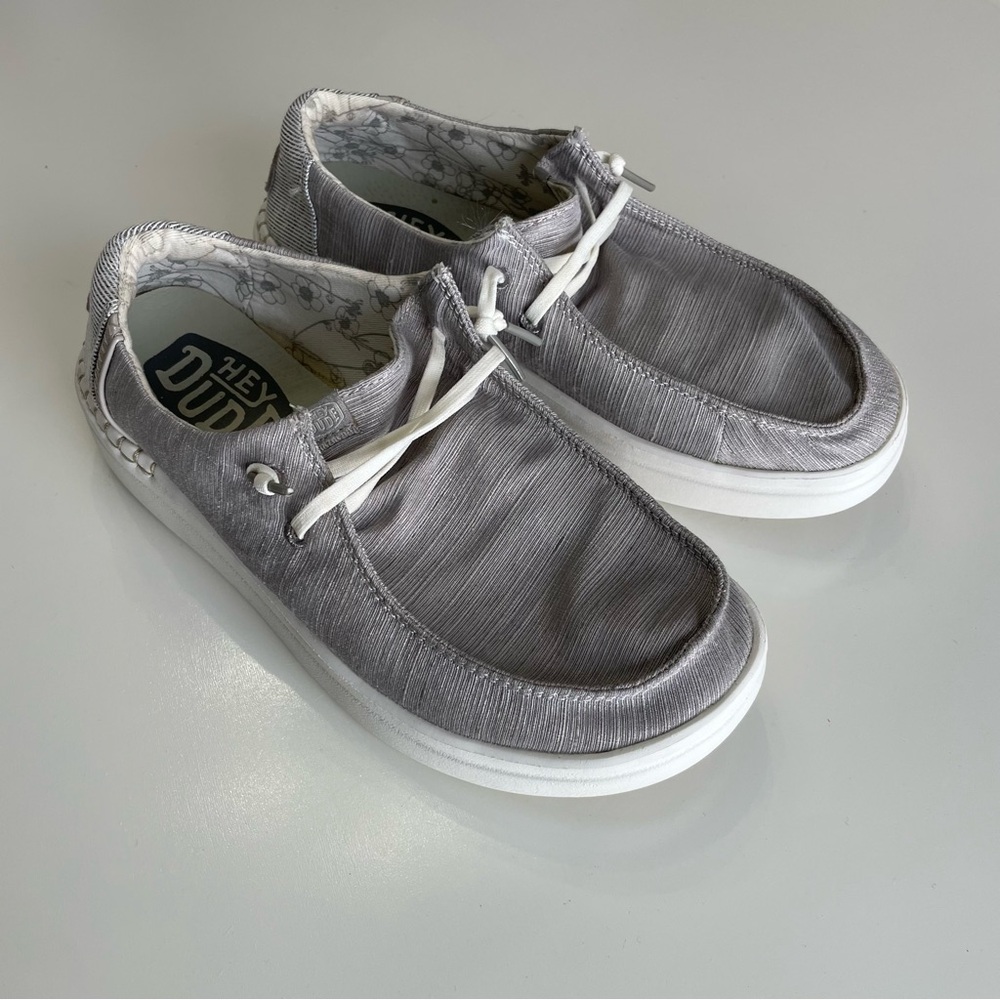 Hey Dude Wendy Loafer Lunar Rock Gray Slip-On Shoes Womens 7 Office Casual Coast